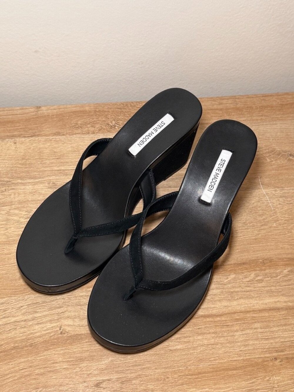 Steve Madden Wedge Flip Flop 'Playing Black Leather', New no box, $110 value! S8